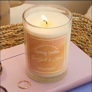 LASTING SMILES Sea Salt & Citrus - Aromatherapy Cause Candle